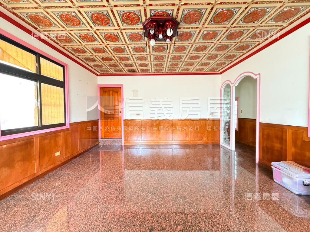 空軍官校協德街上三角窗房屋室內格局與周邊環境