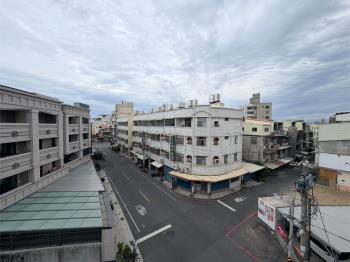 空軍官校協德街上三角窗