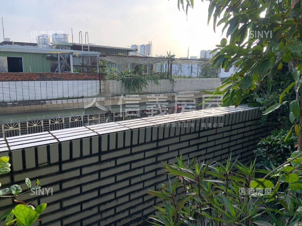 介壽路朝南透店房屋室內格局與周邊環境