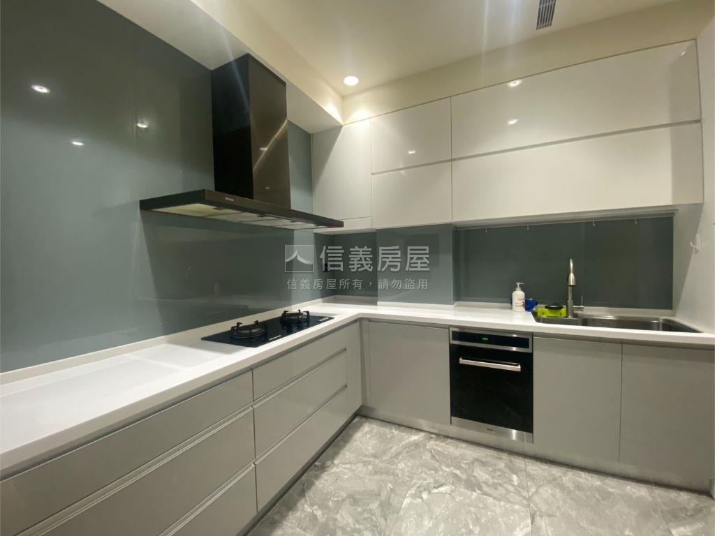 成功商圈樂沐震後別墅房屋室內格局與周邊環境