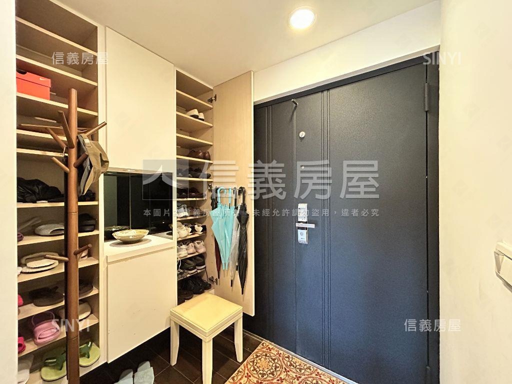 碧湖旁美妝高樓大空間房屋室內格局與周邊環境