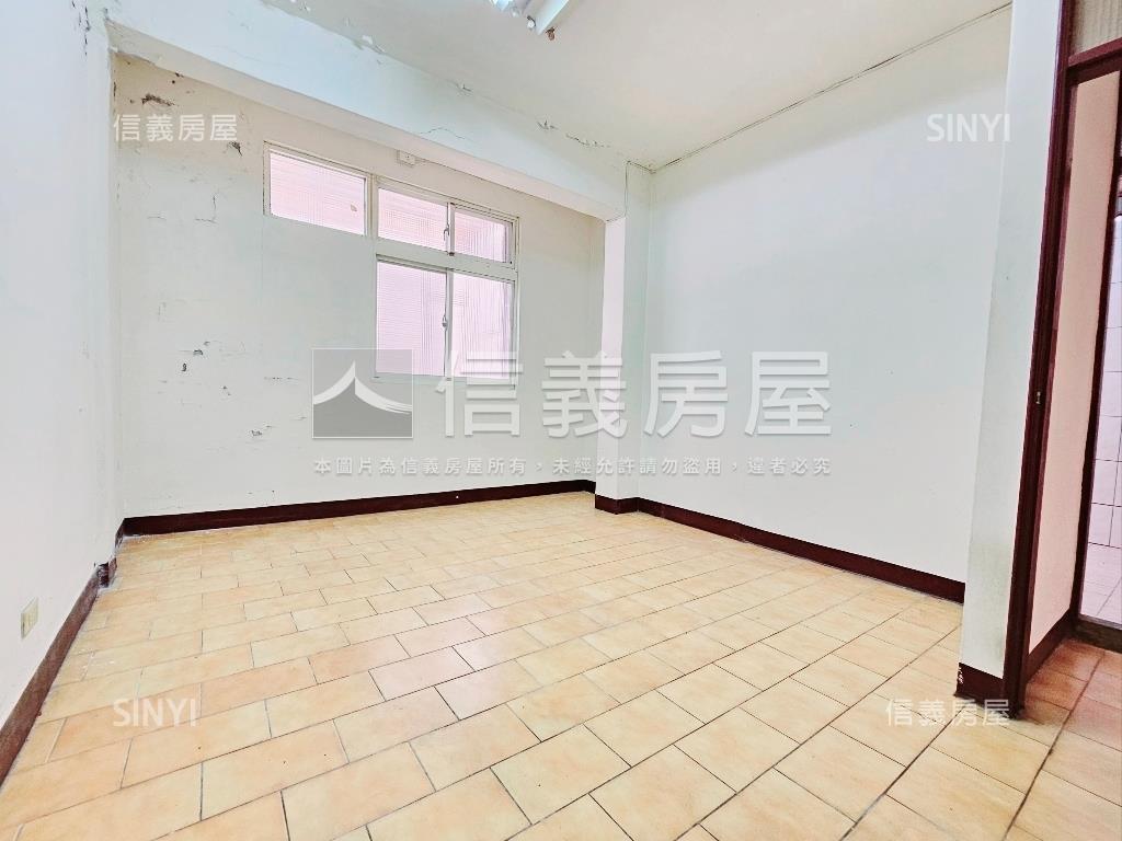 【新案】大安捷運二樓四房房屋室內格局與周邊環境