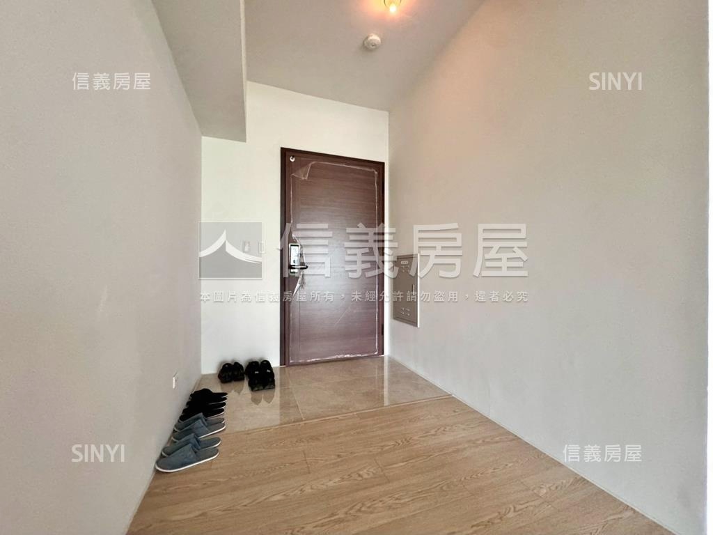 全新大坪數雙車位寶輝房屋室內格局與周邊環境