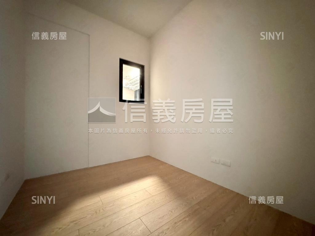 全新大坪數雙車位寶輝房屋室內格局與周邊環境