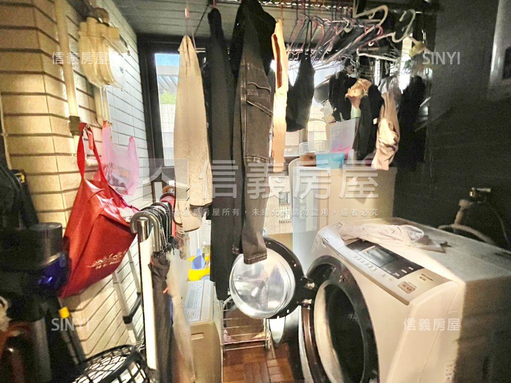 汐止１０１美妝３房車位房屋室內格局與周邊環境