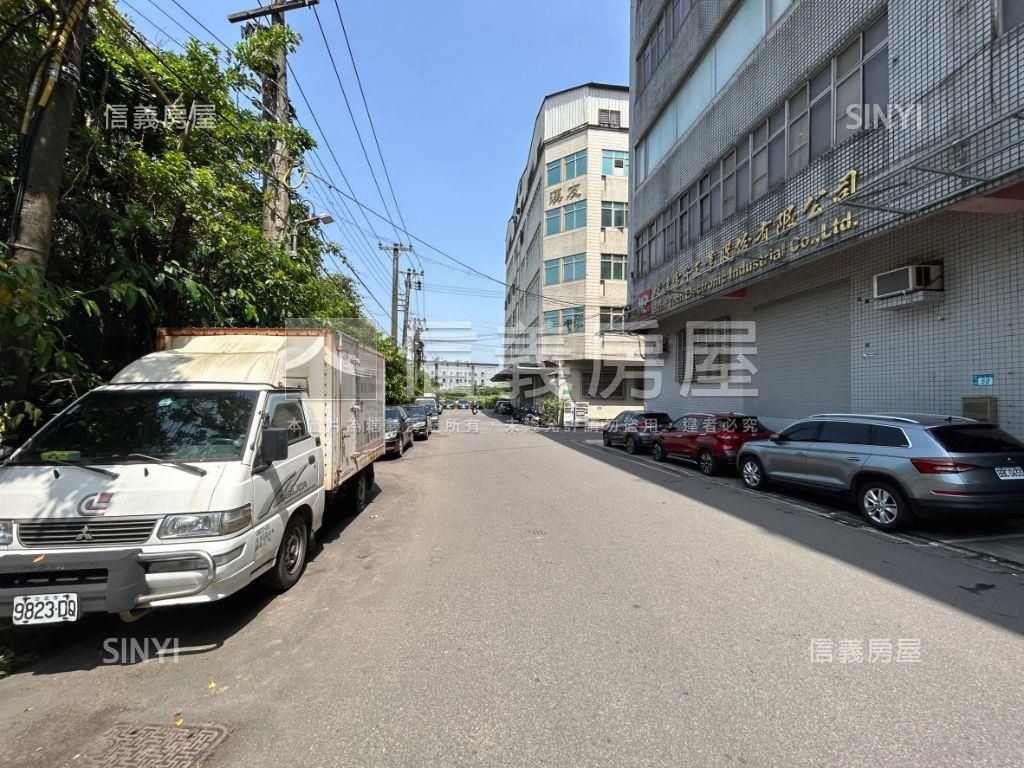 汐止乙工土地帶建照房屋室內格局與周邊環境