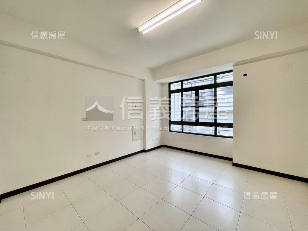 北安大面寬雙車墅房屋室內格局與周邊環境