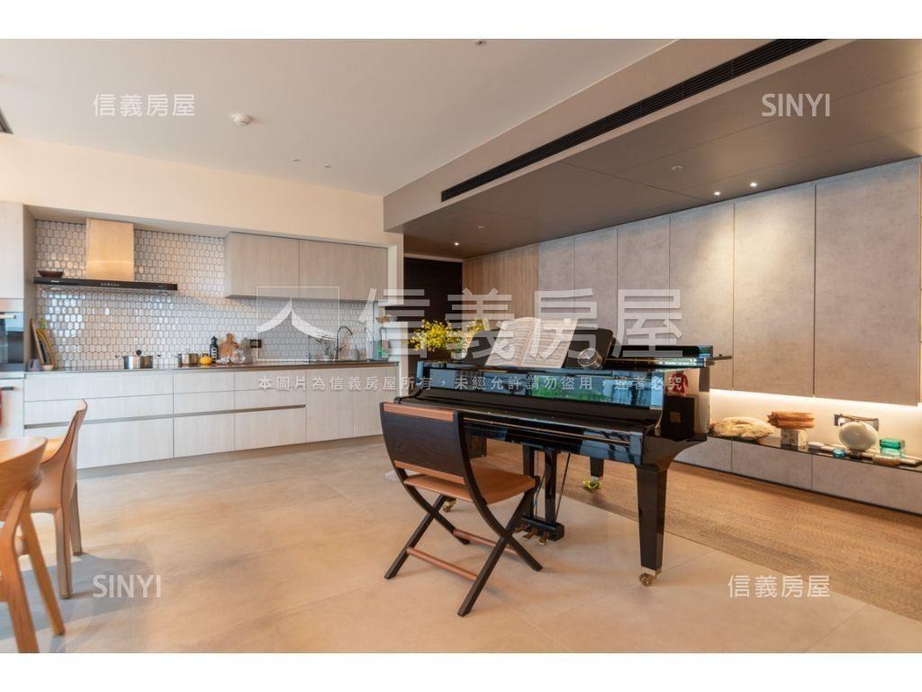 專！稀有高樓裝潢露臺戶房屋室內格局與周邊環境