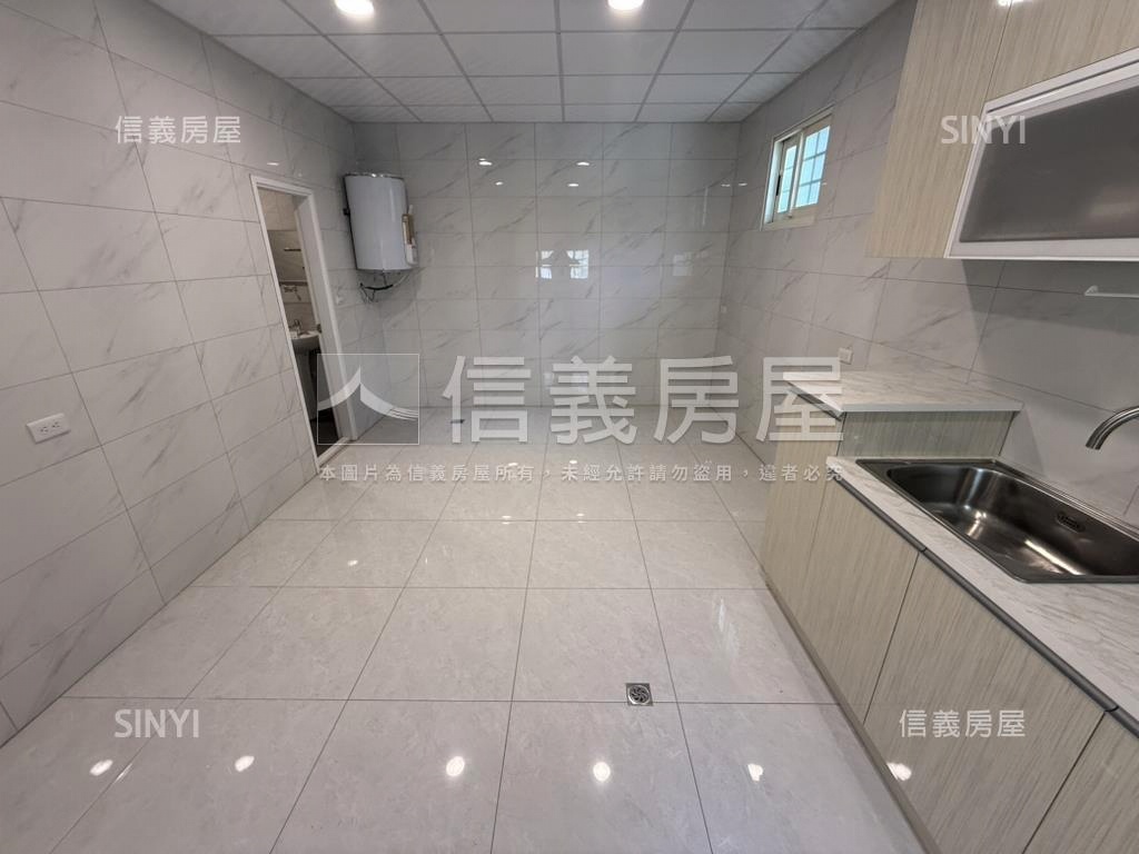 華安街邊間透天房屋室內格局與周邊環境