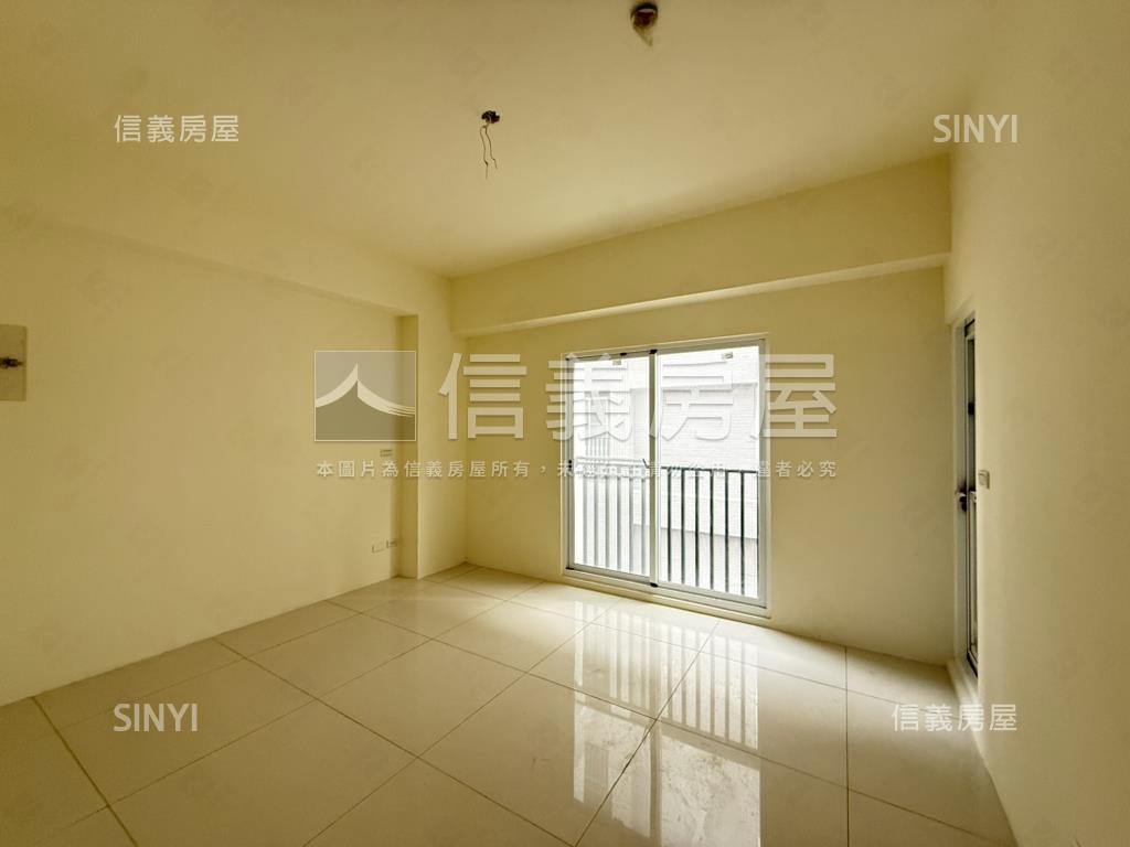 麻豆全新車墅房屋室內格局與周邊環境