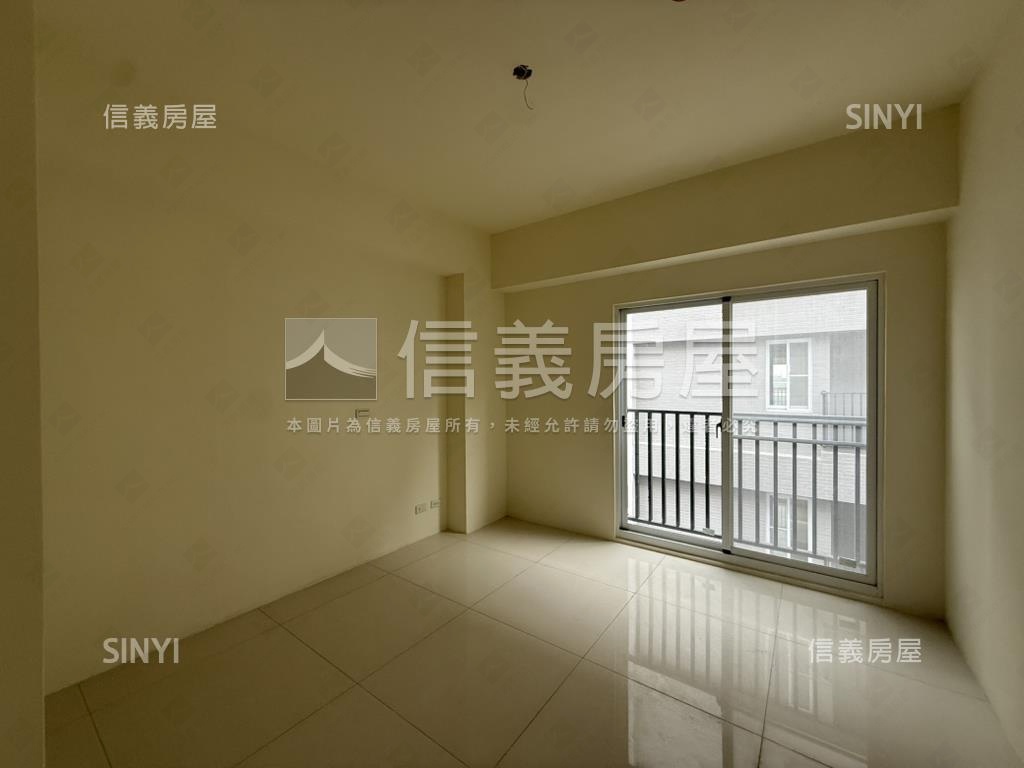 麻豆全新車墅房屋室內格局與周邊環境