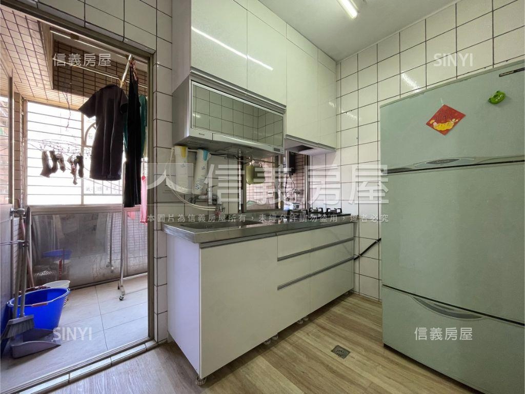 竹女市區漂亮四房房屋室內格局與周邊環境