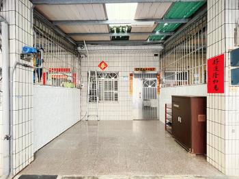 捷運旁屋況佳透天