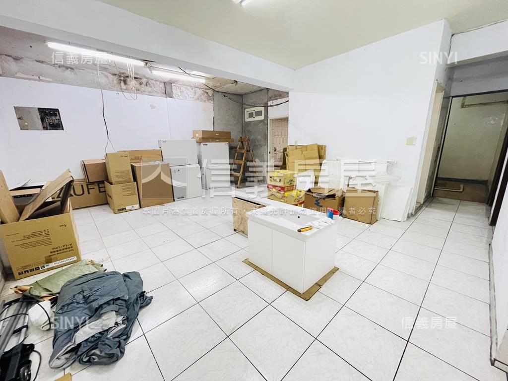 撫遠街一樓方正公寓房屋室內格局與周邊環境