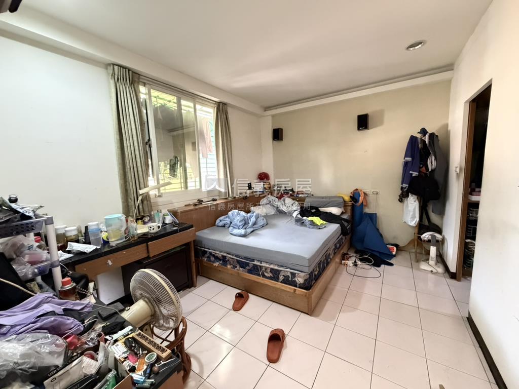板橋龍泉街★誠意出售★房屋室內格局與周邊環境