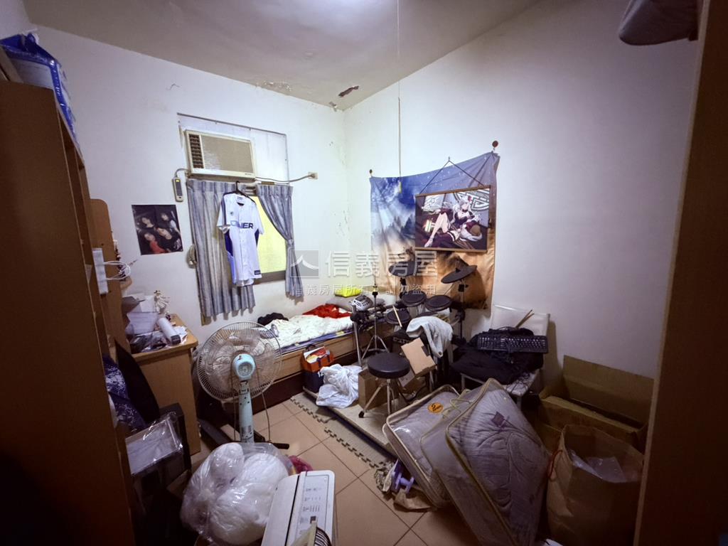 板橋龍泉街★誠意出售★房屋室內格局與周邊環境