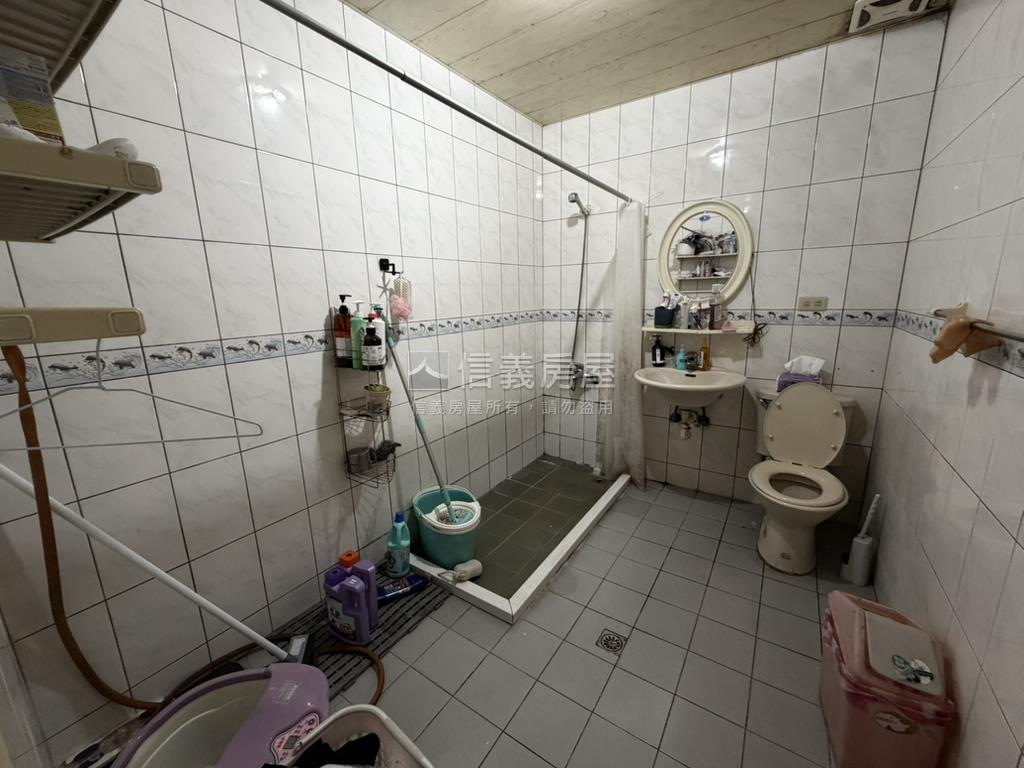 板橋龍泉街★誠意出售★房屋室內格局與周邊環境