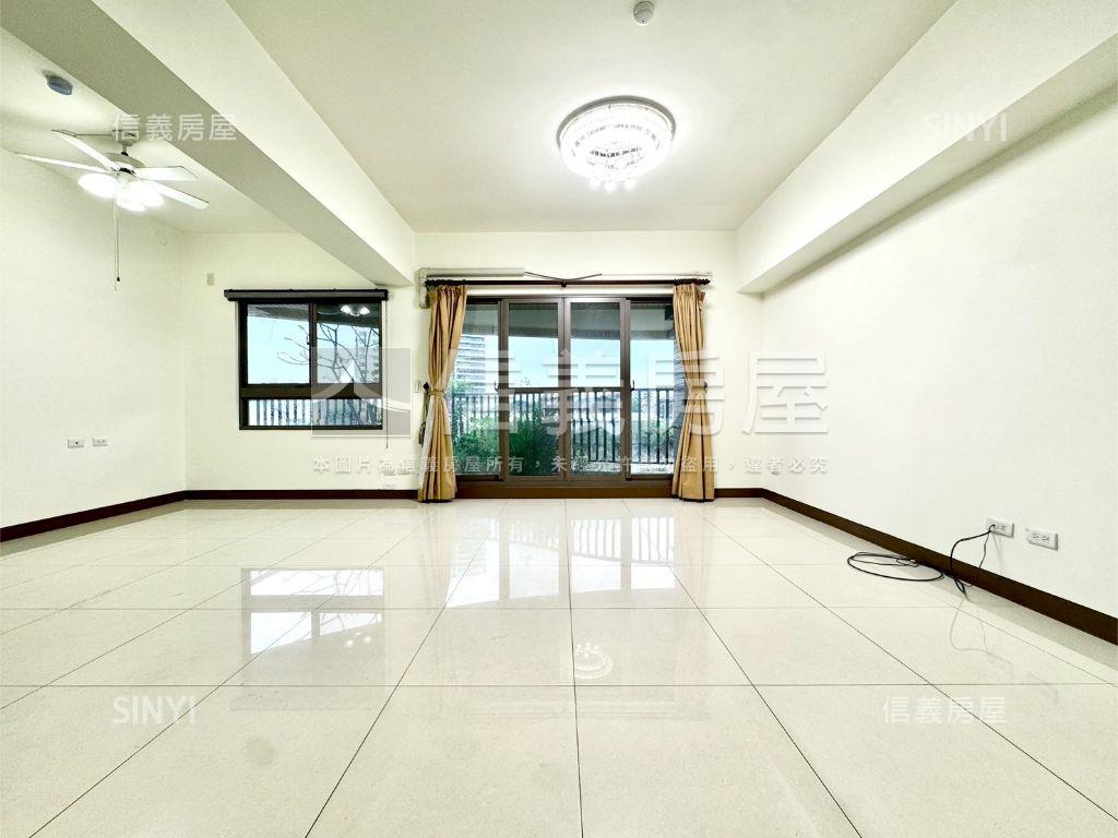 後勁溪首排景觀雙平車房屋室內格局與周邊環境