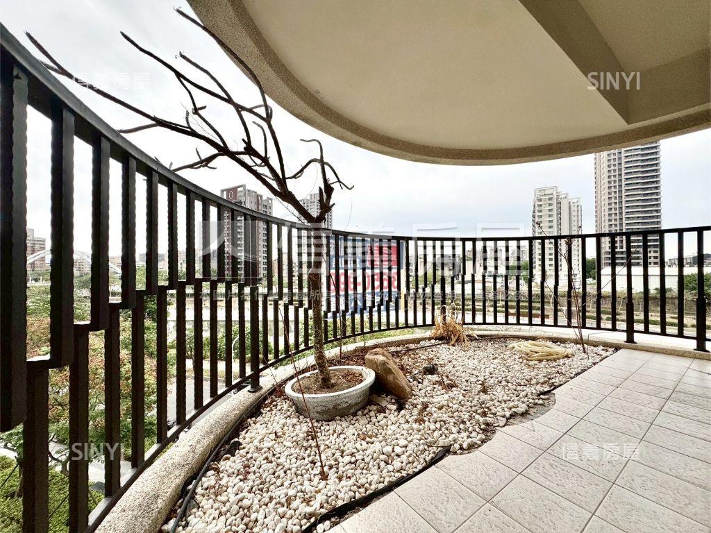 後勁溪首排景觀雙平車房屋室內格局與周邊環境