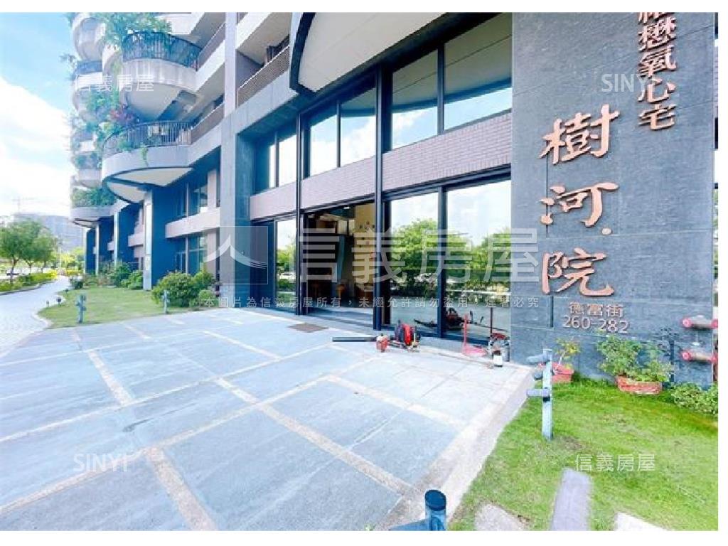 後勁溪首排景觀雙平車房屋室內格局與周邊環境