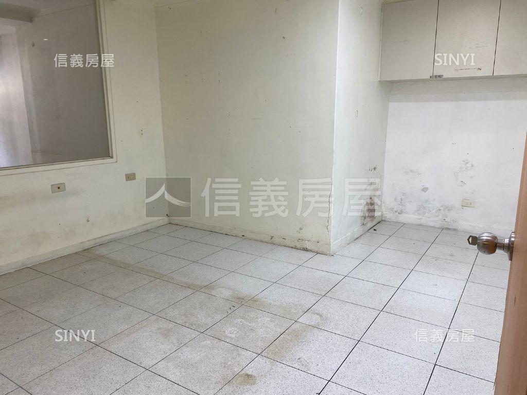 雙敦一樓店面房屋室內格局與周邊環境