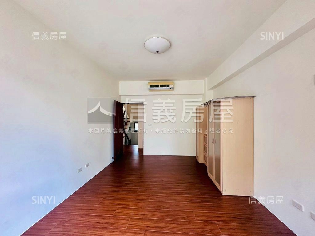 ★南屯臨路邊間車庫透天房屋室內格局與周邊環境