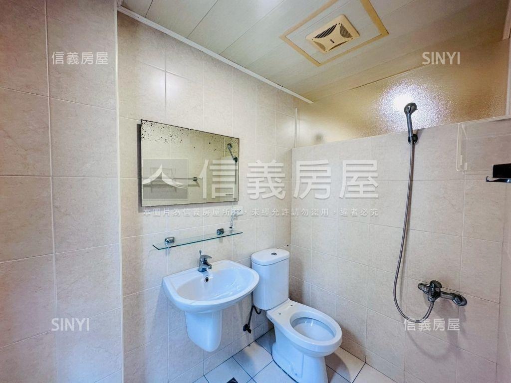 ★南屯臨路邊間車庫透天房屋室內格局與周邊環境