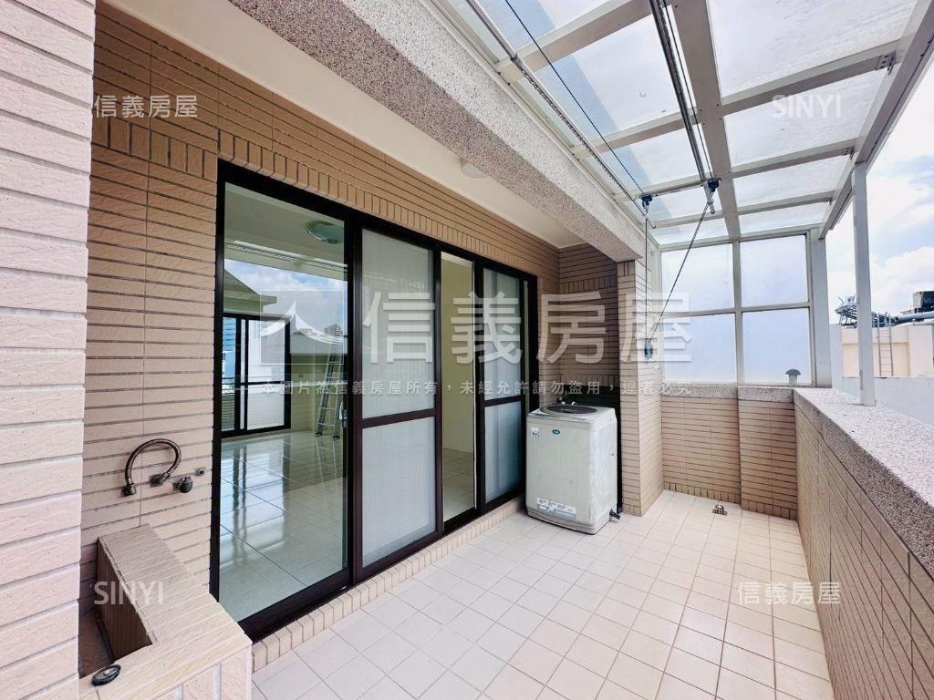 ★南屯臨路邊間車庫透天房屋室內格局與周邊環境