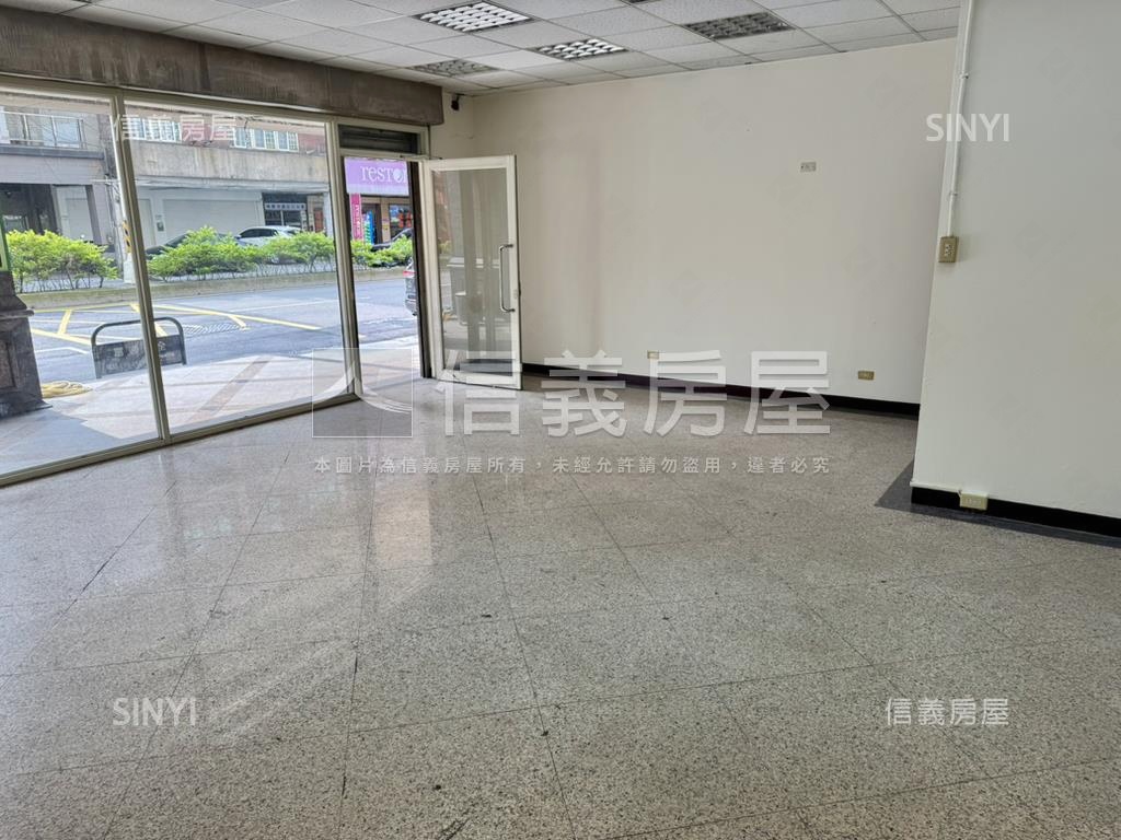 春日路低總價店面房屋室內格局與周邊環境