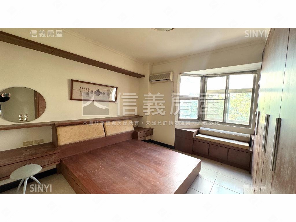 近大遠百三房車位房屋室內格局與周邊環境