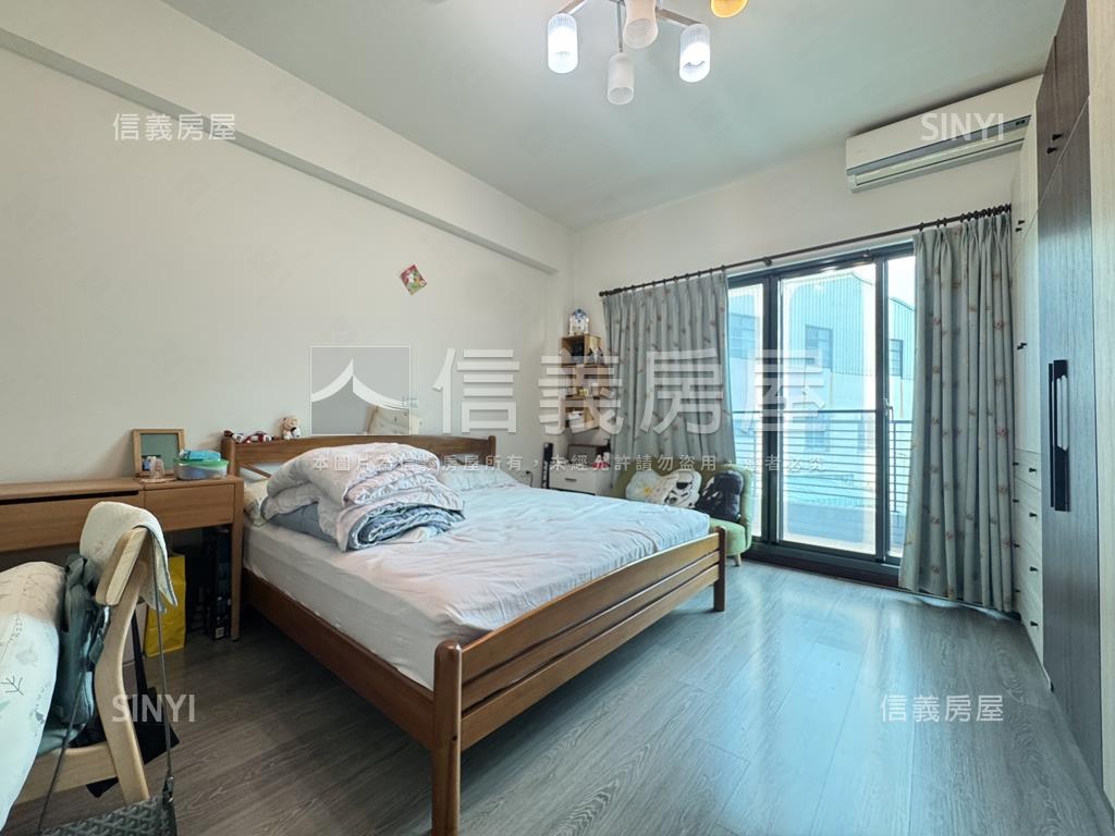 稀有面寬約７米採光雙車墅房屋室內格局與周邊環境