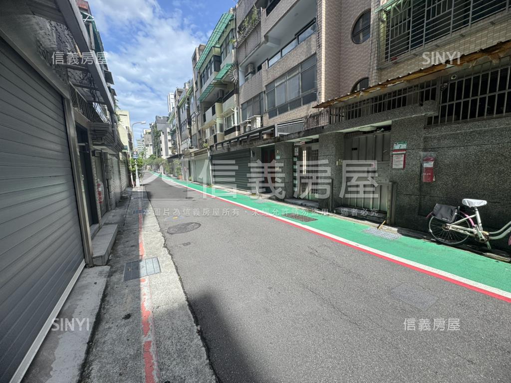 一層一戶土持大空間美寓房屋室內格局與周邊環境