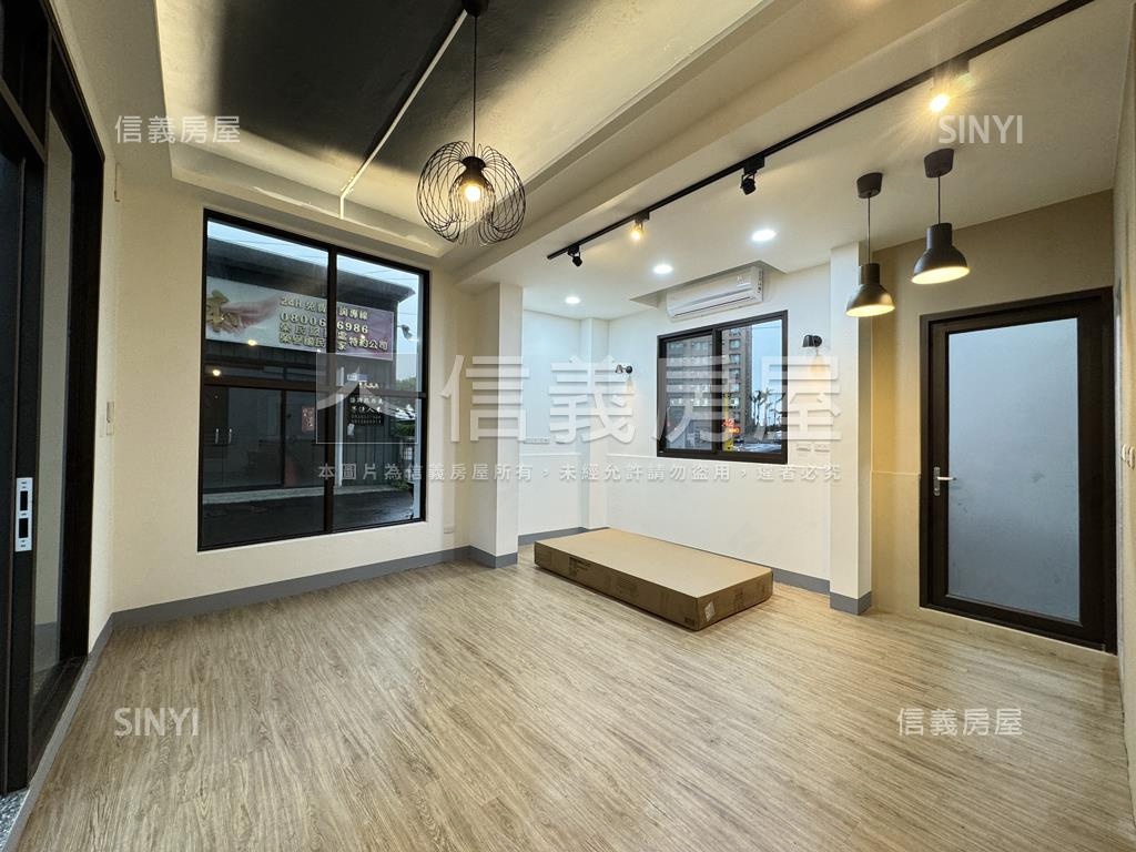 鳳山博愛路收租金透天房屋室內格局與周邊環境