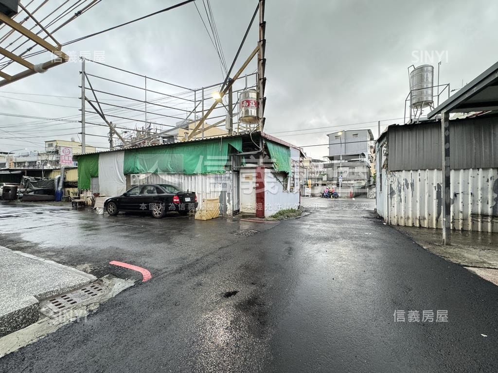 鳳山博愛路收租金透天房屋室內格局與周邊環境