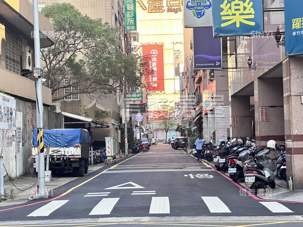 專委近城隍廟大遠百角地房屋室內格局與周邊環境