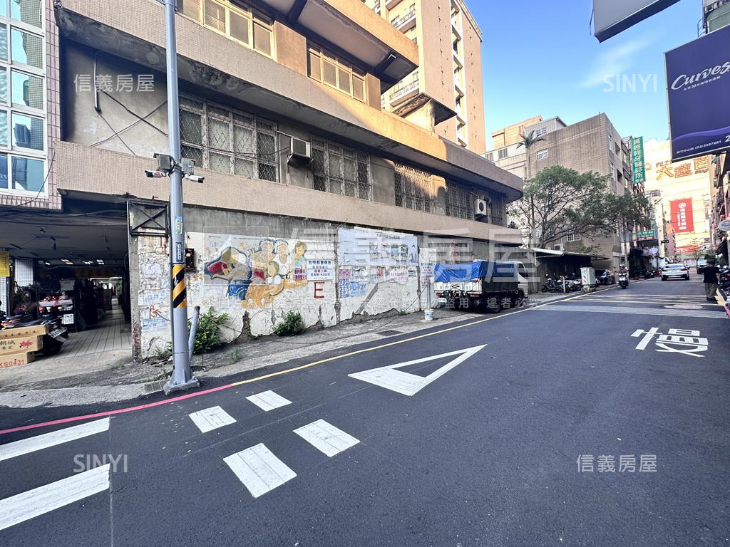 專委近城隍廟大遠百角地房屋室內格局與周邊環境