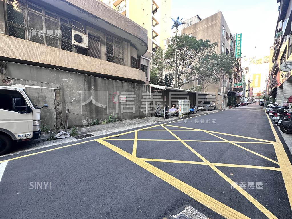 專委近城隍廟大遠百角地房屋室內格局與周邊環境