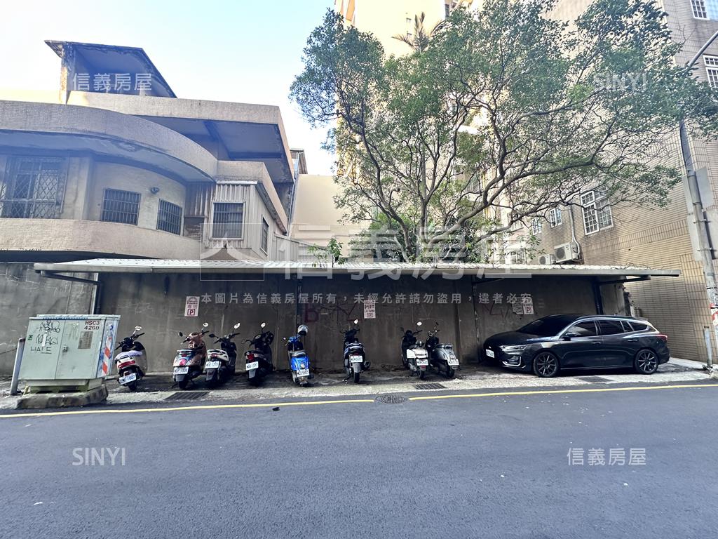 專委近城隍廟大遠百角地房屋室內格局與周邊環境