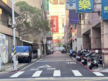 專委近城隍廟大遠百角地
