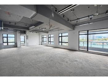 陽明峰匯大空間－４