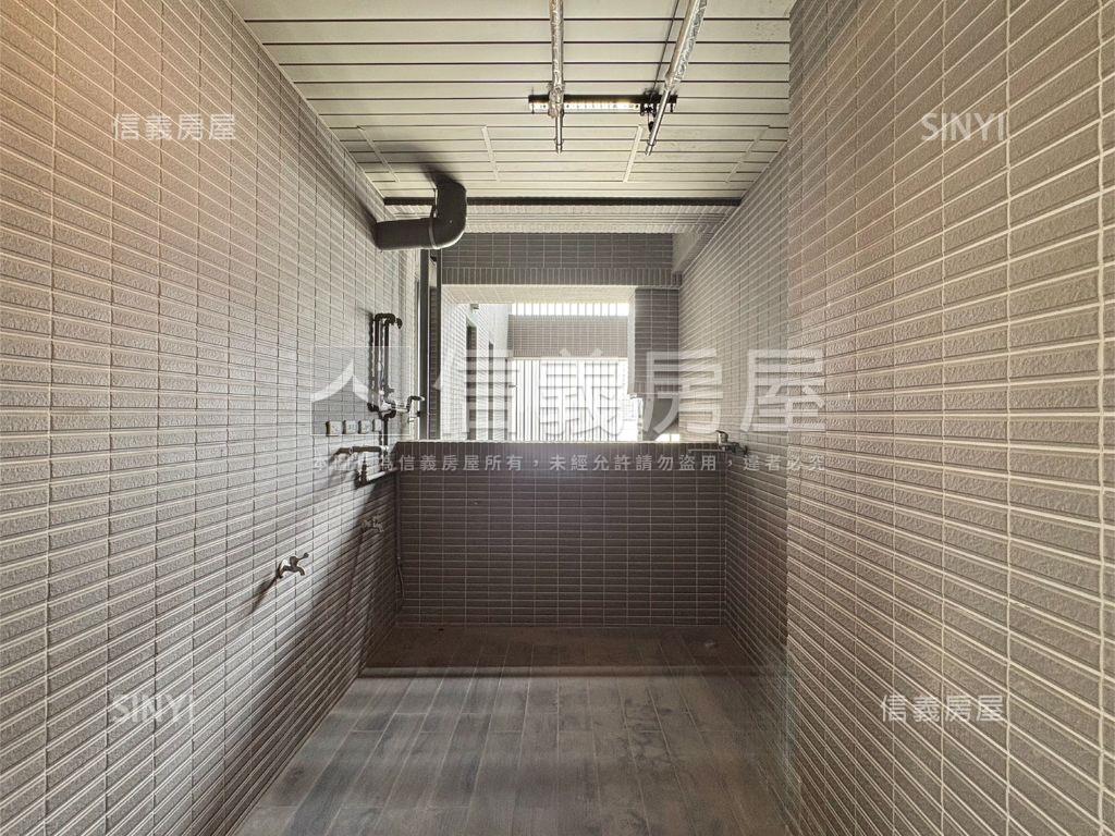 桂田擎天樹景觀三房雙車位房屋室內格局與周邊環境