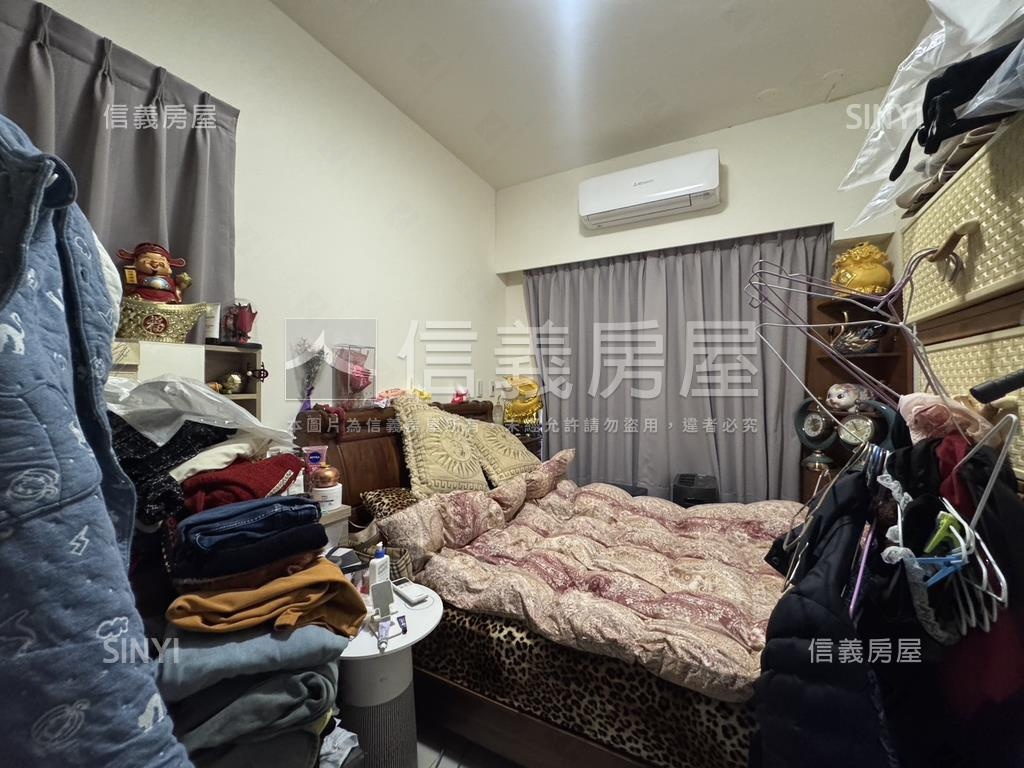 新潤翡麗兩房平面車位房屋室內格局與周邊環境