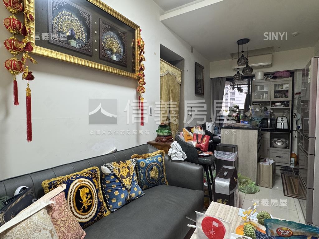 新潤翡麗兩房平面車位房屋室內格局與周邊環境