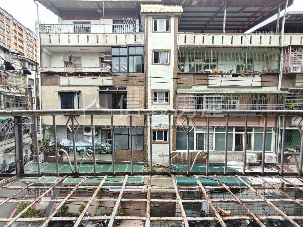 永和公寓稀有三樓房屋室內格局與周邊環境