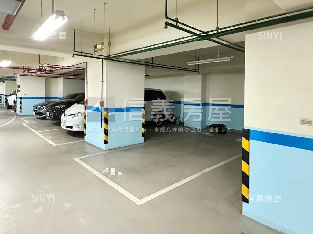 仁愛１０１高樓豪邸房屋室內格局與周邊環境