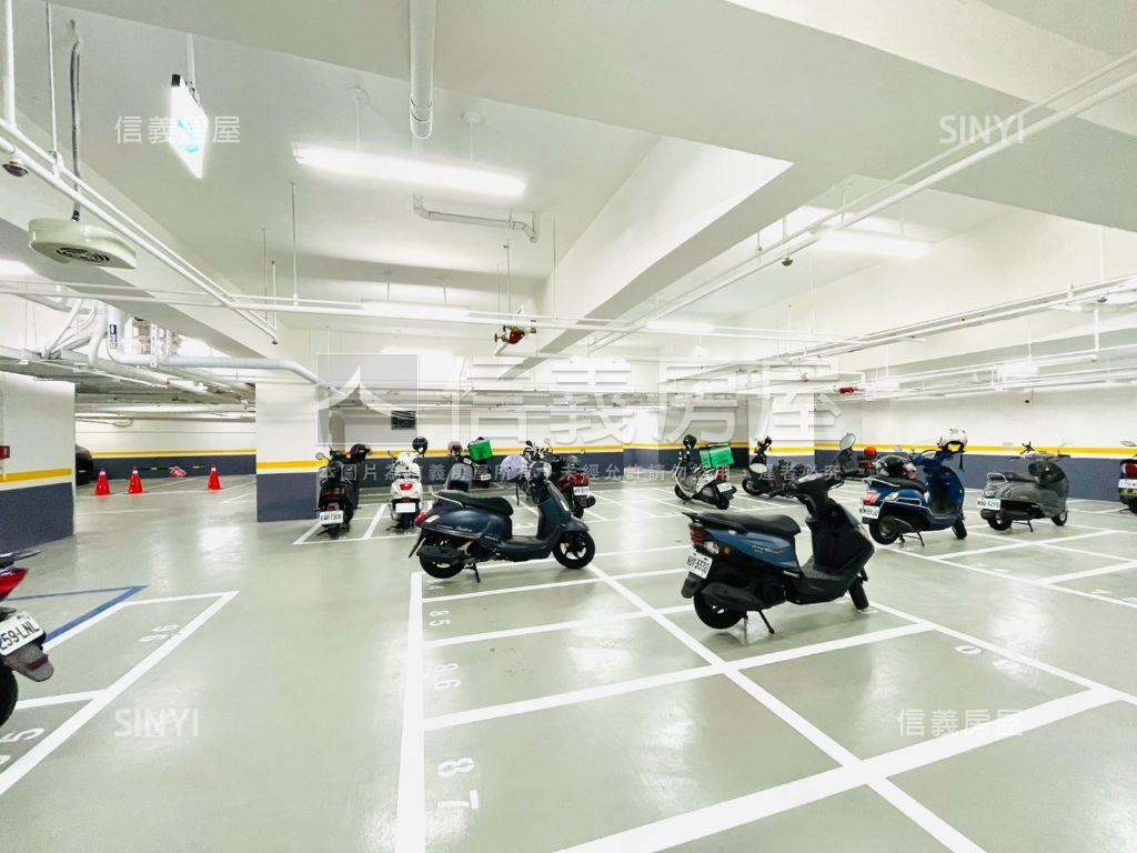 璞樹謙里視野三房平車讚房屋室內格局與周邊環境