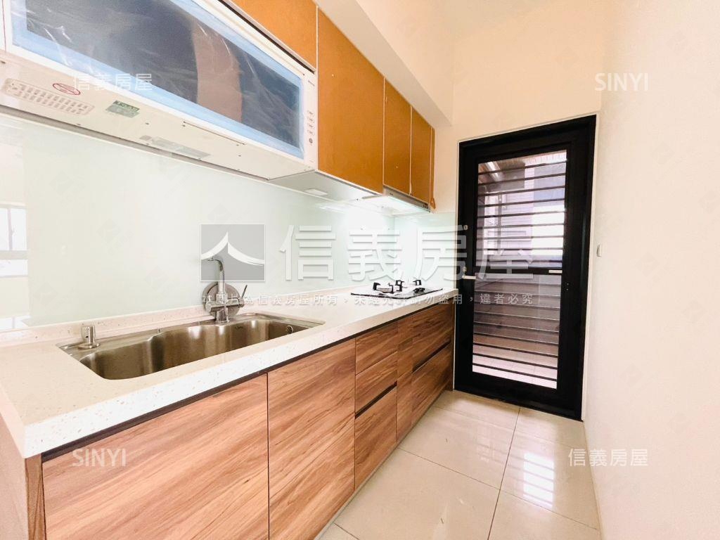 璞樹謙里視野三房平車讚房屋室內格局與周邊環境