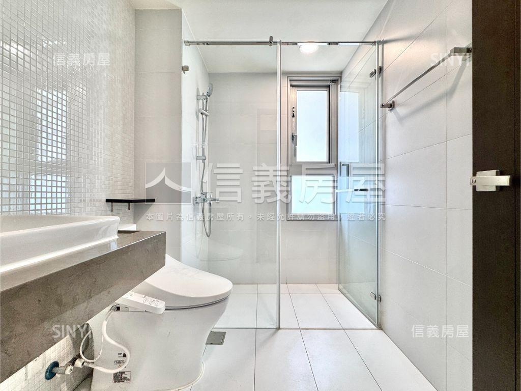 高大特區海景大兩房平車房屋室內格局與周邊環境