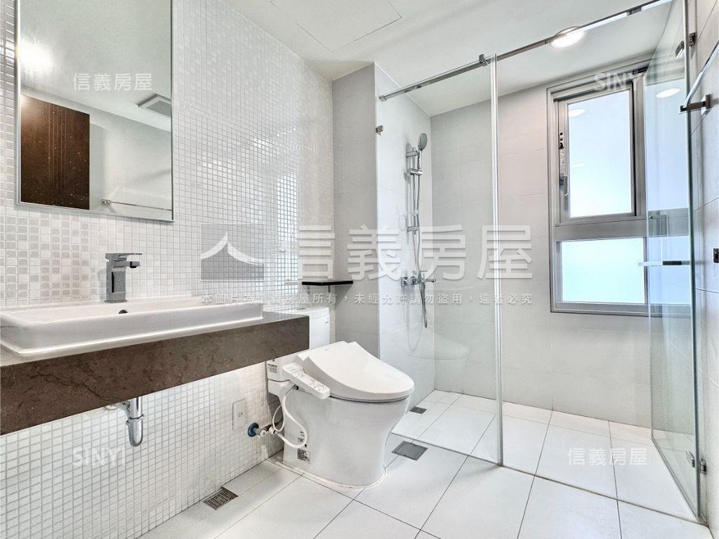 高大特區海景大兩房平車房屋室內格局與周邊環境