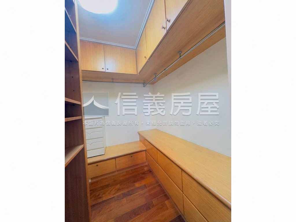 敦南管理優質美屋有車位房屋室內格局與周邊環境